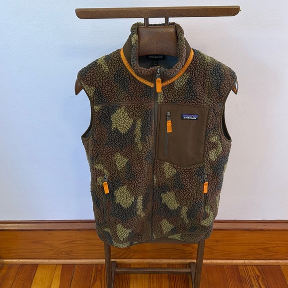 Patagonia Camo _ Glamo Pile Sherpa Vest Medium STY23048FA18 - Picture 2 of 4